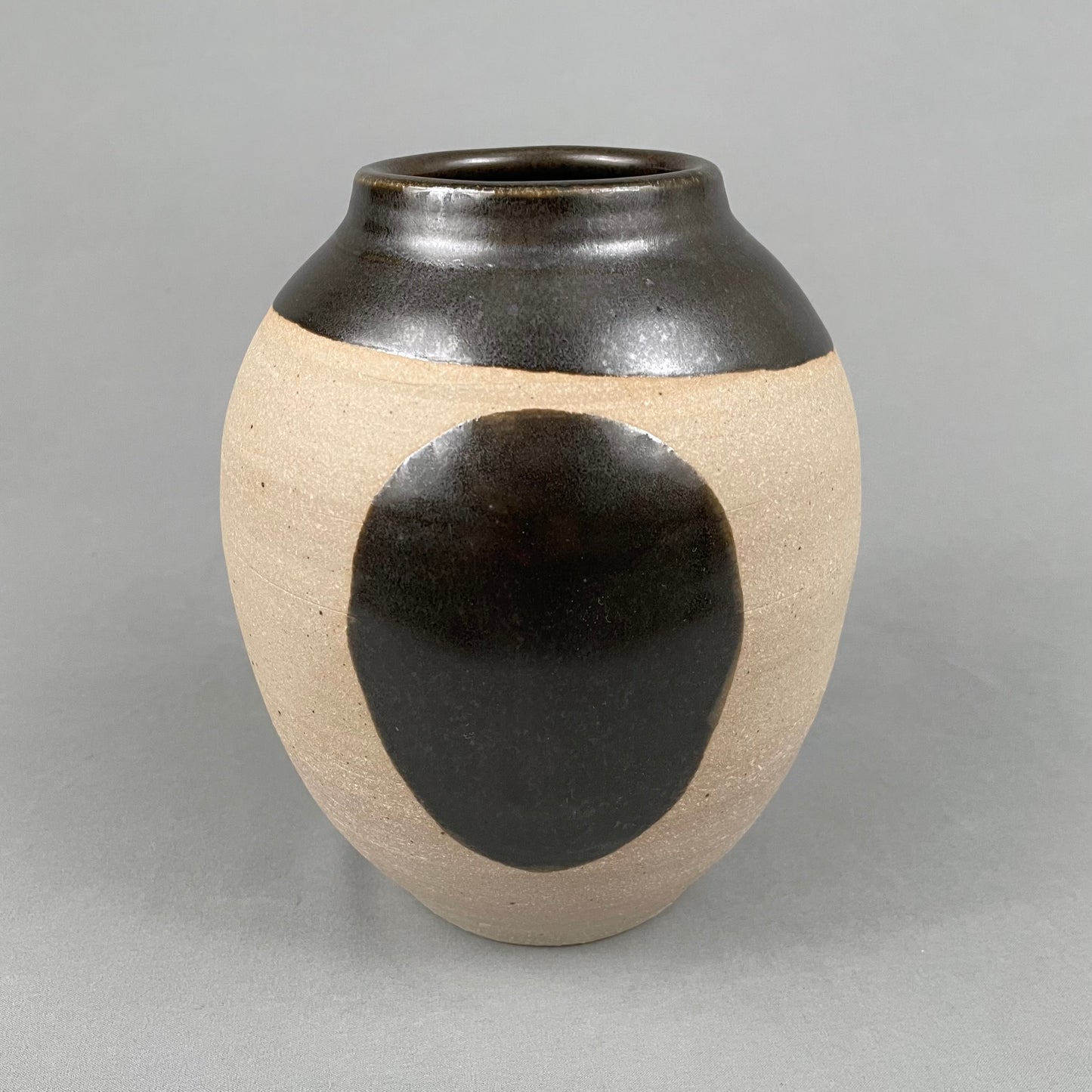Black & White Vase #4