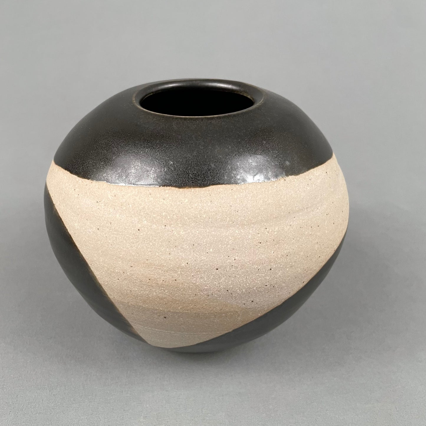 Black & White Vase #5