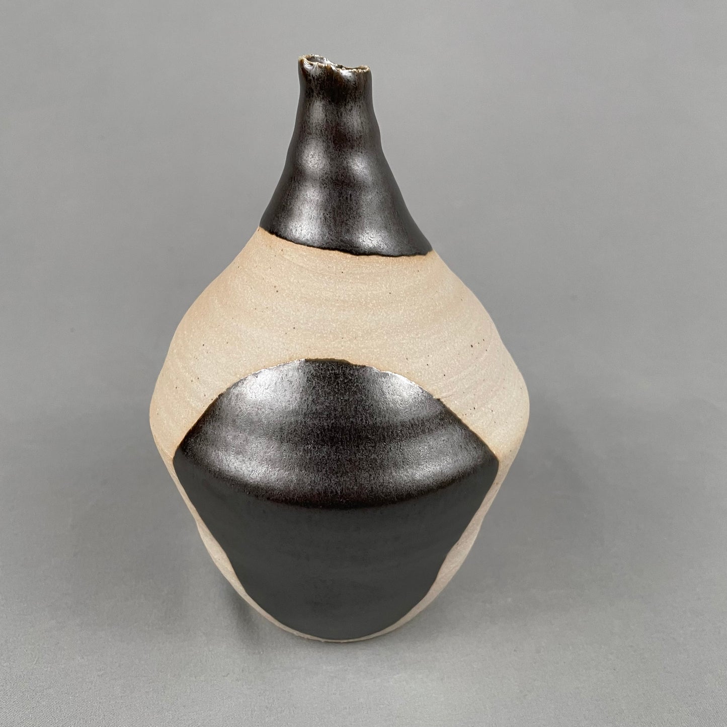 Black & White Vase #10
