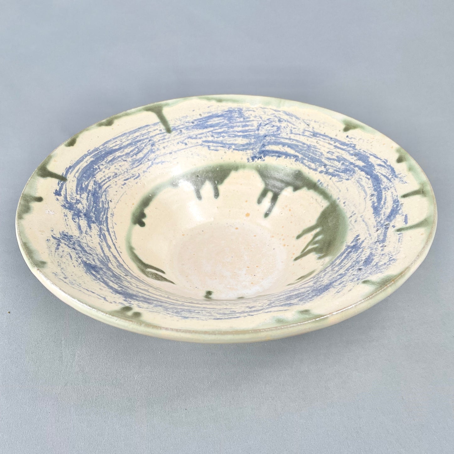 Swirl-Splash Serving Bowl