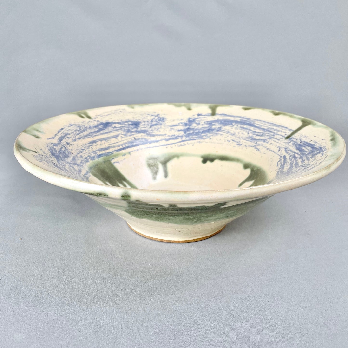 Swirl-Splash Serving Bowl