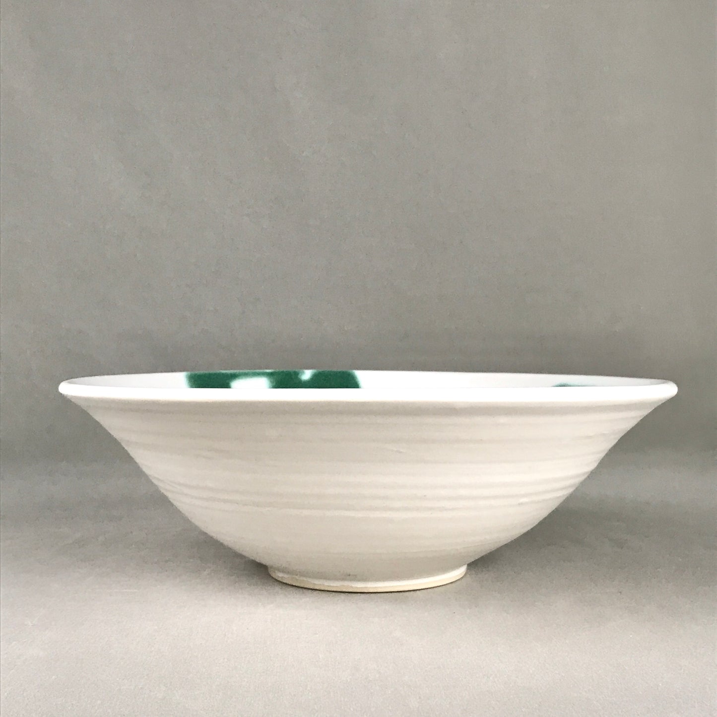 Serving Bowl. Green Swirl 1