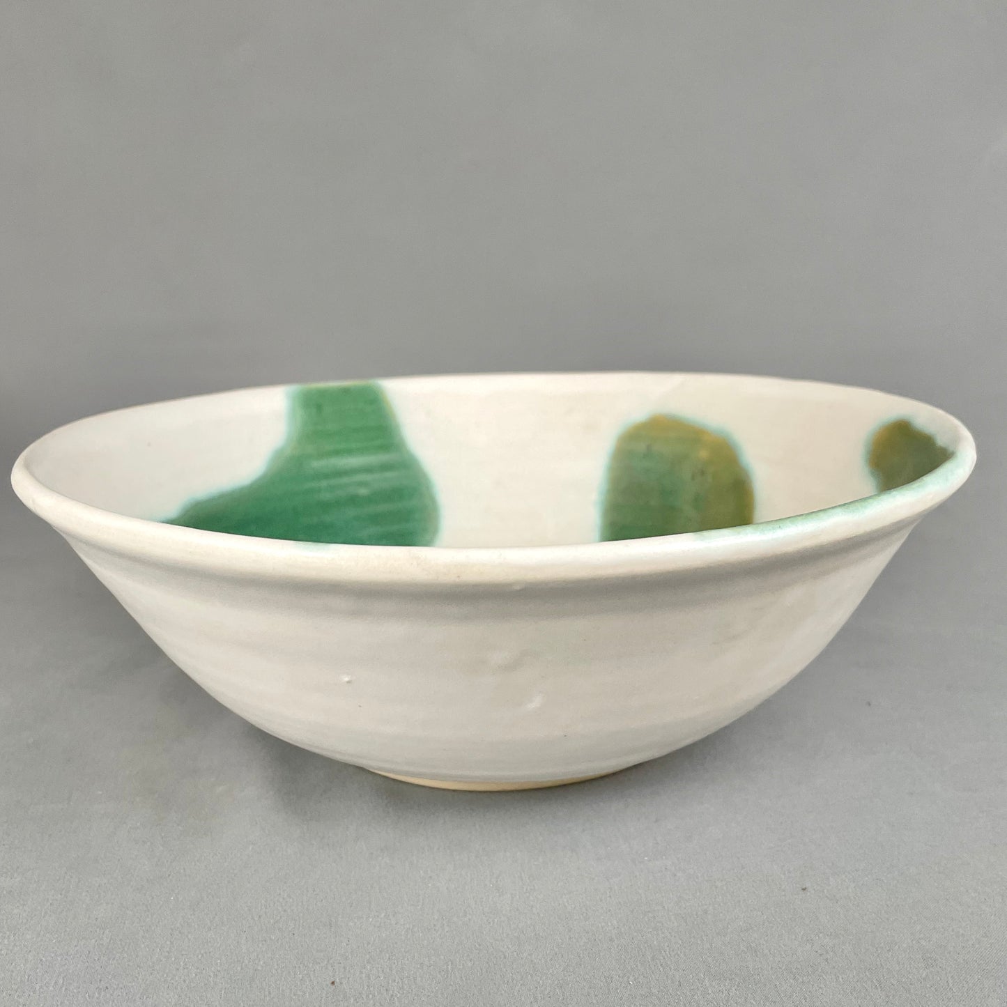 Serving Bowl. Green Swirl 2