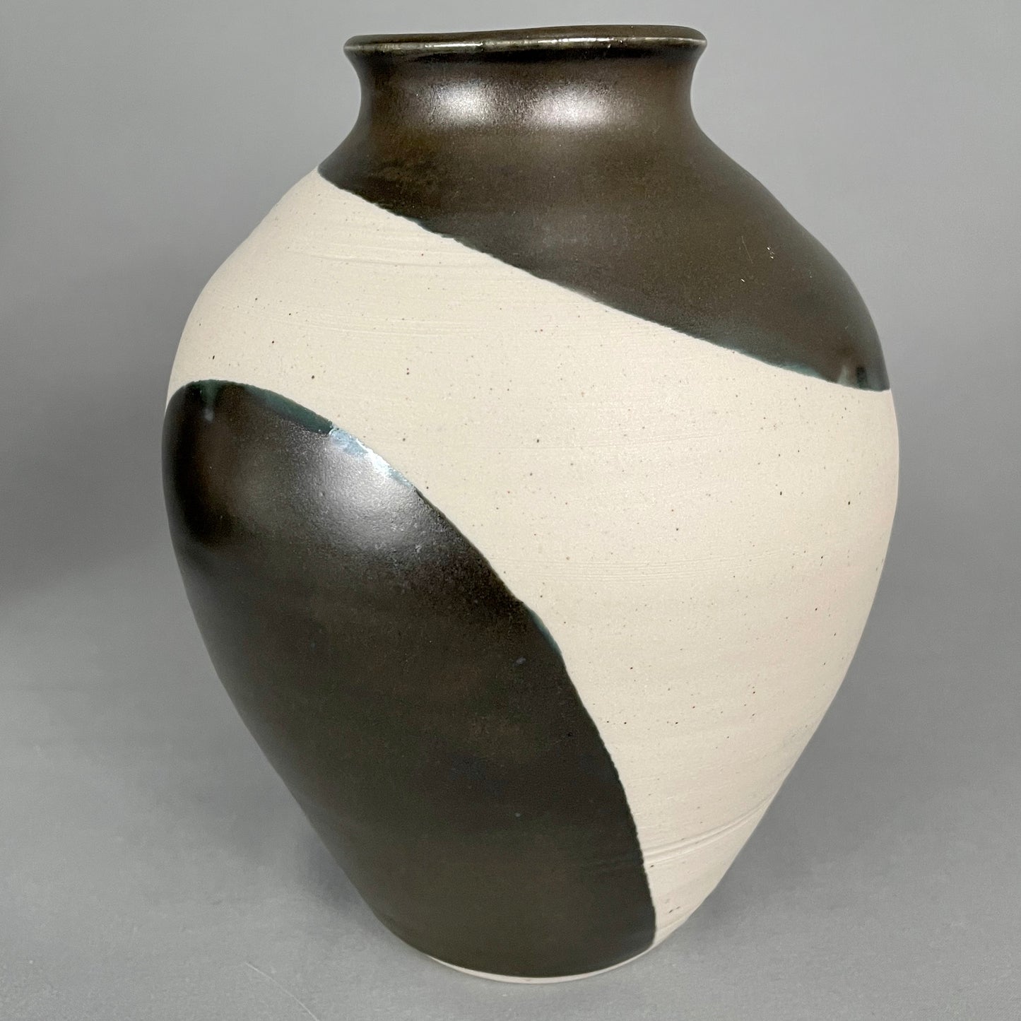 Black & White Vase III
