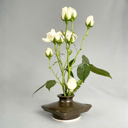 Obsidian small vessel