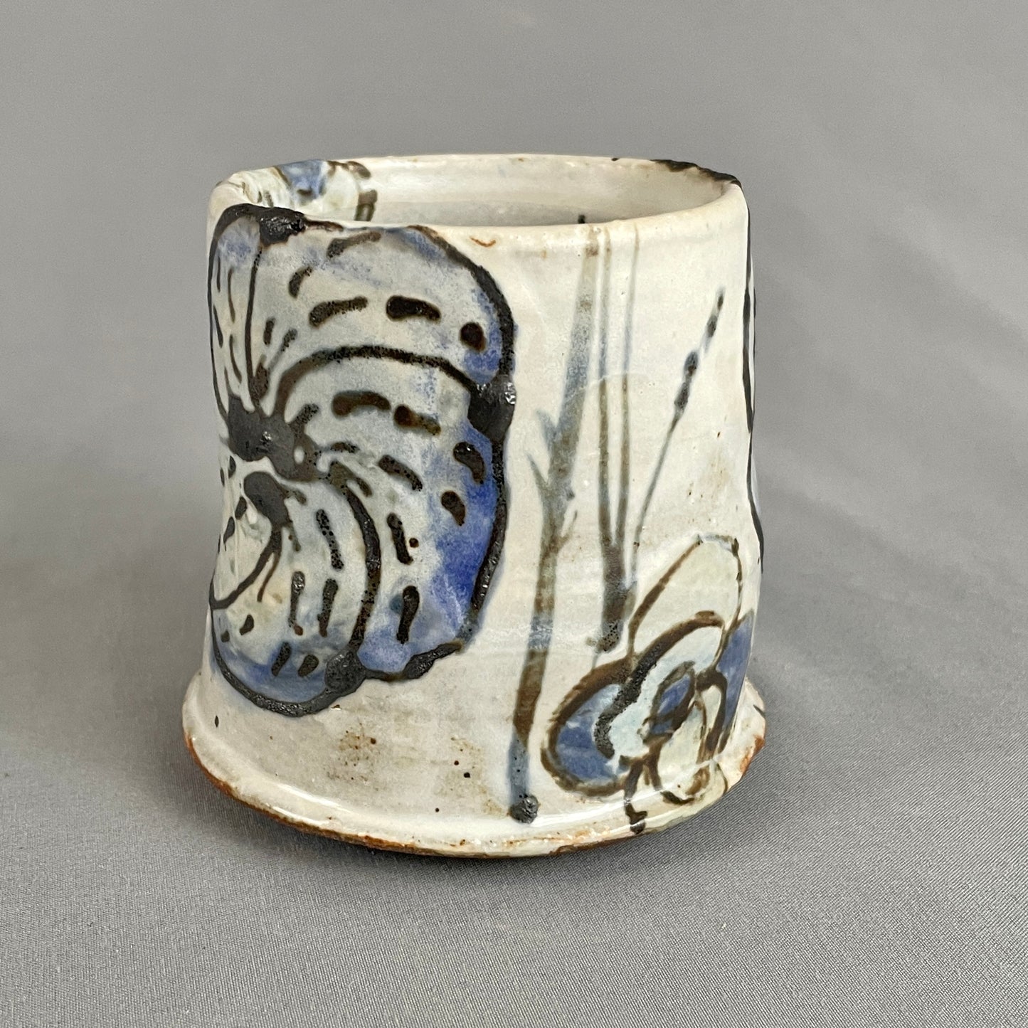 Blue flowers tumbler