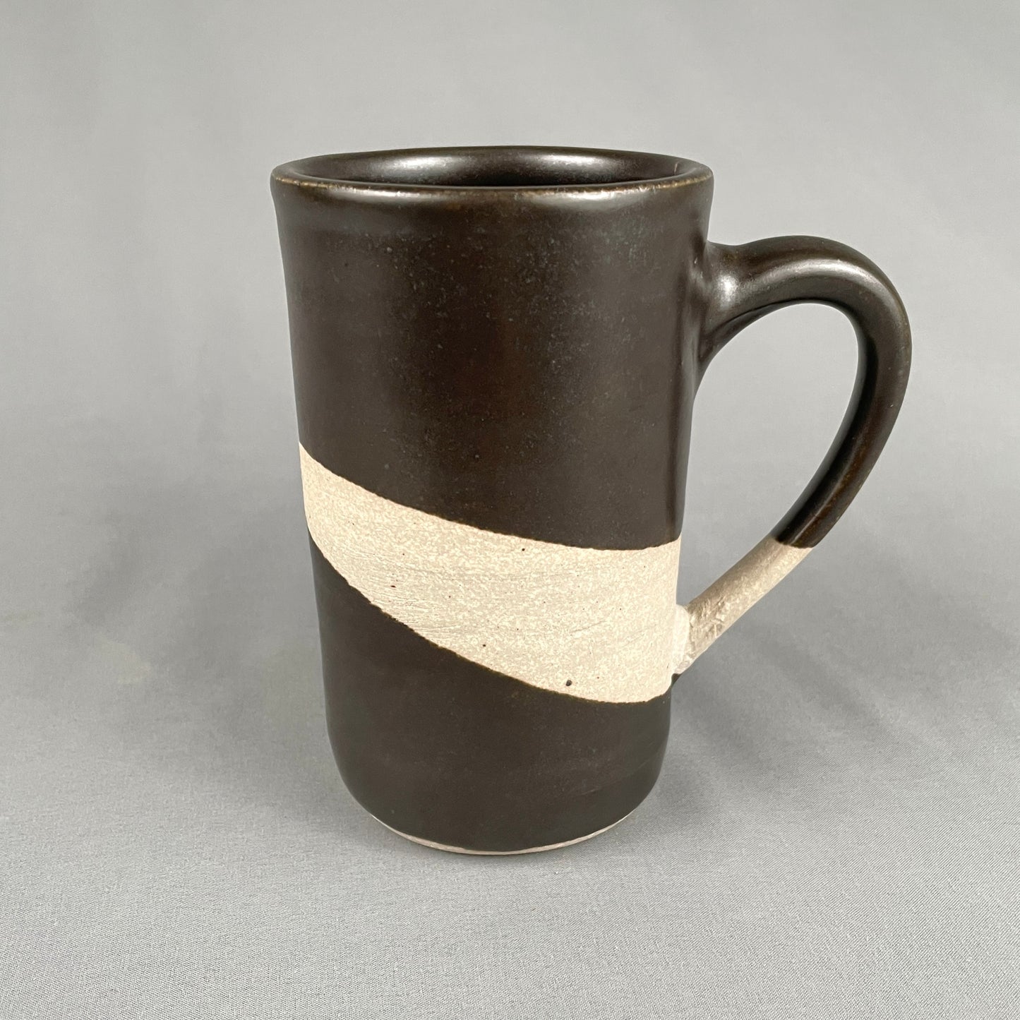 B&W mug 4