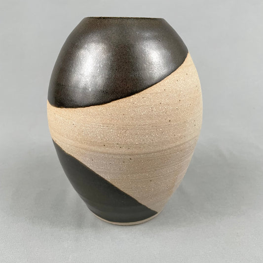 Black & White Vase #9