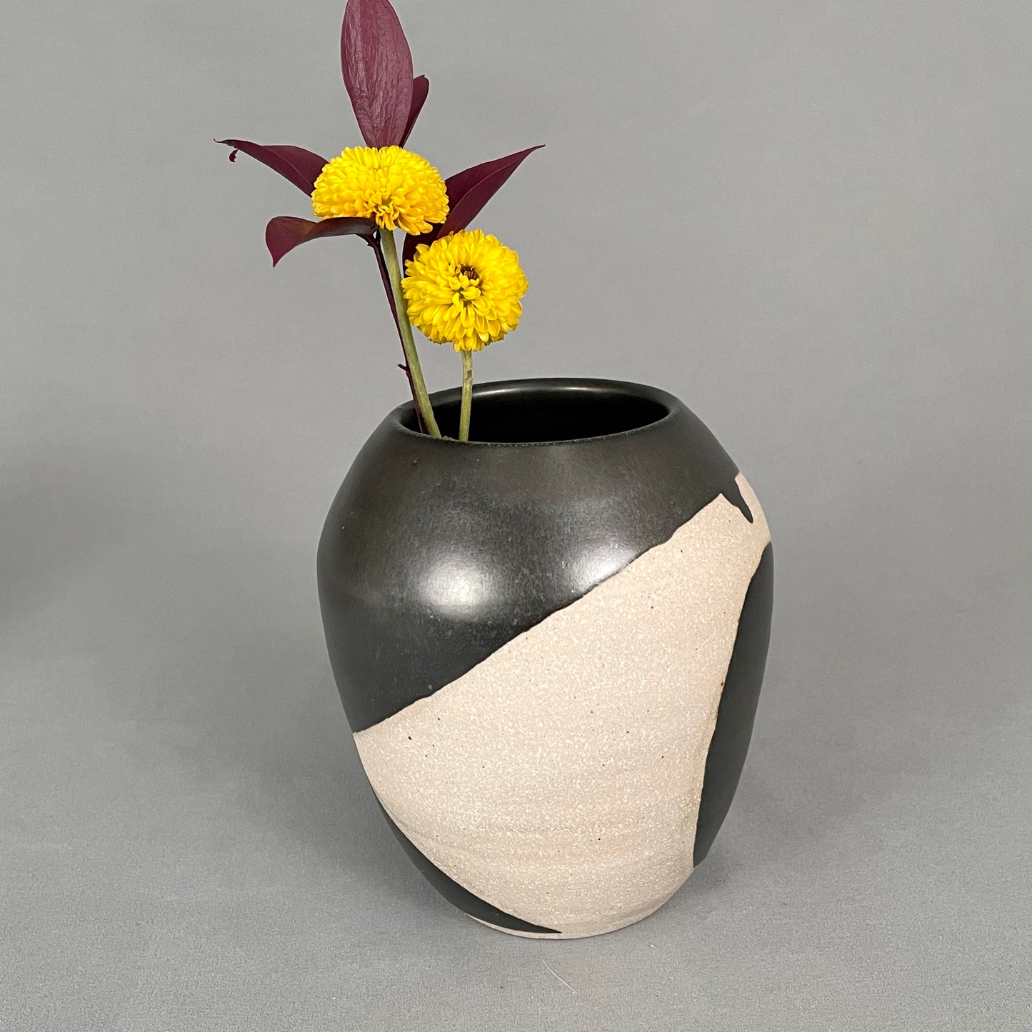Black & White Vase #1