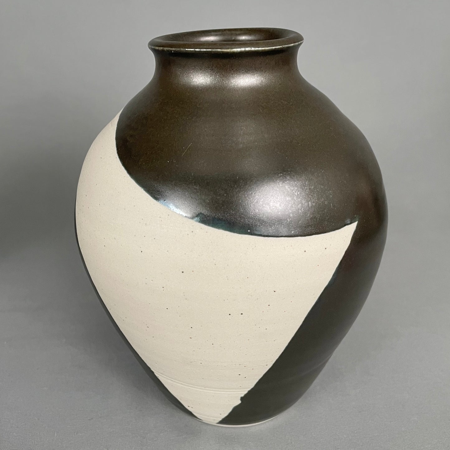 Black & White Vase III