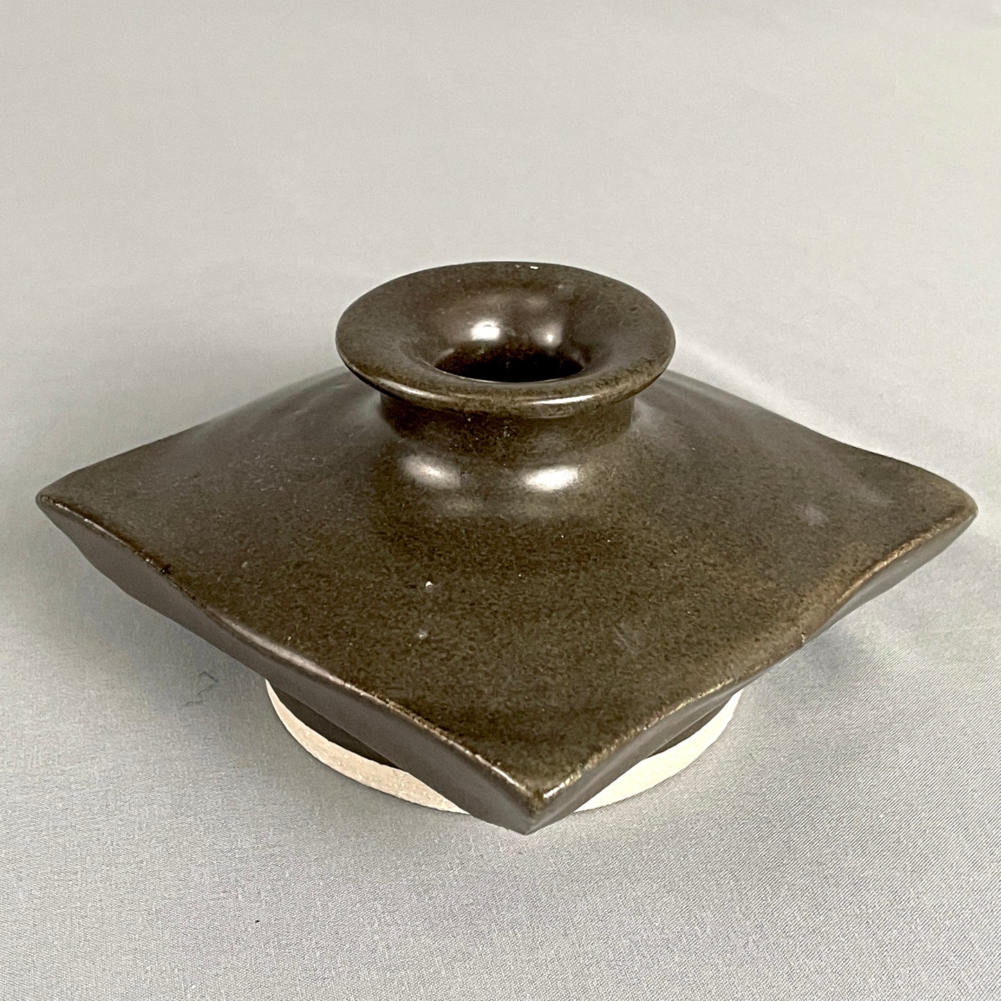 Obsidian small vessel